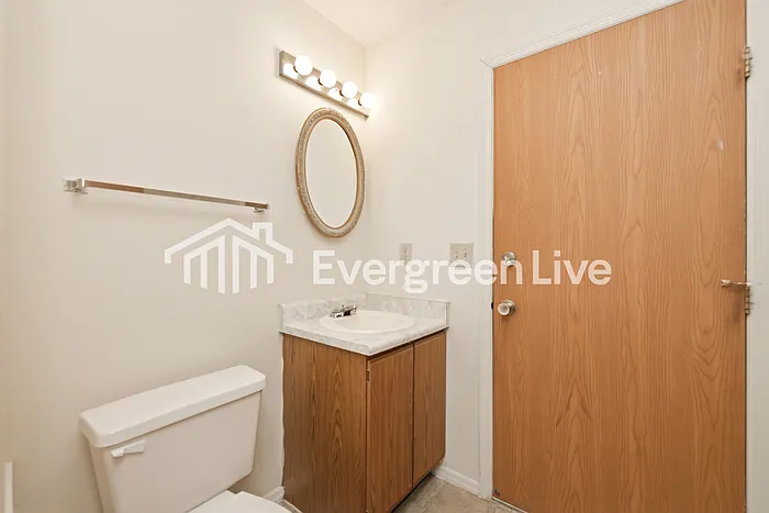6540 Rolling Glen Dr — Photo 12