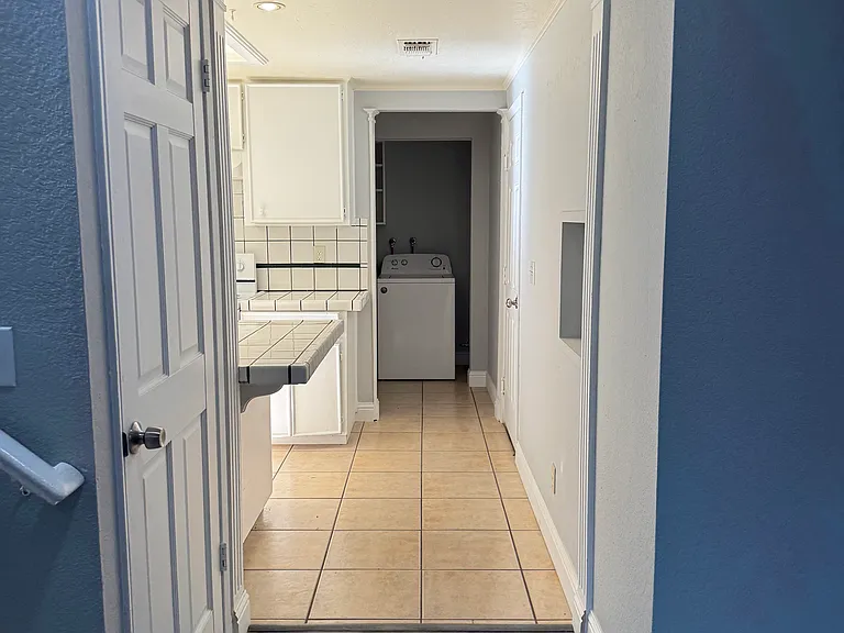 126 Adobe Ct — Photo 8