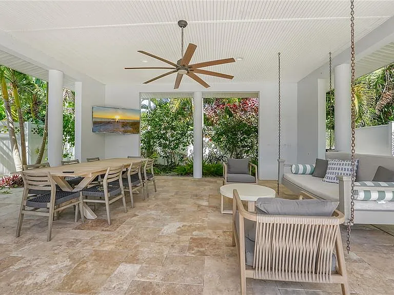 425 McKinley Dr — Photo 54