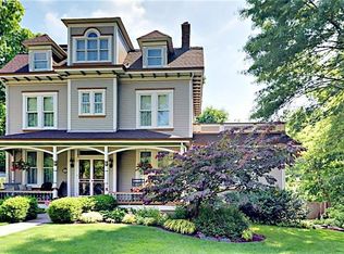 7301 Brighton Rd, Pittsburgh, PA 15202