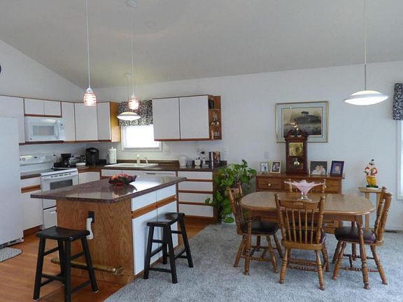2nd image of 31416 S Lake Shore Dr