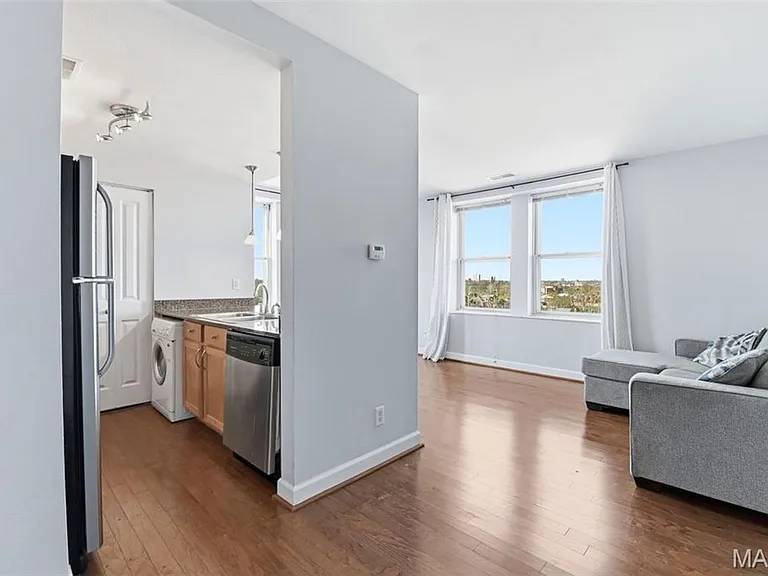 5330 Pershing Ave #807 — Photo 4