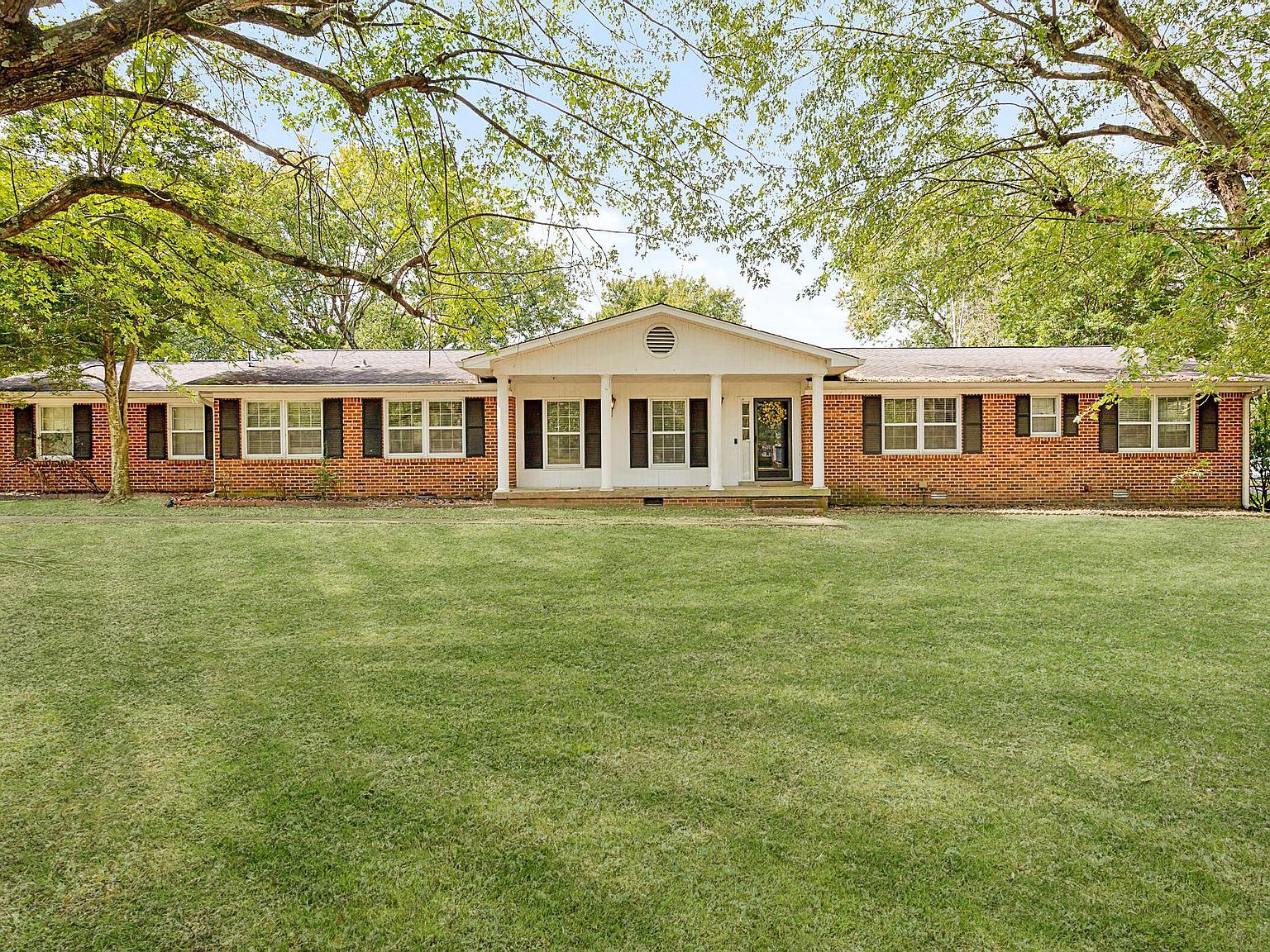 1409 Country Club Dr, Tullahoma, TN 37388 MLS 2574848 Zillow