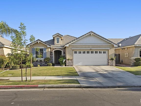 3rd image of 11621 Morgan Hill Dr