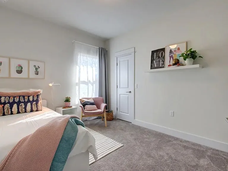 4711 Vaughan St — Photo 27