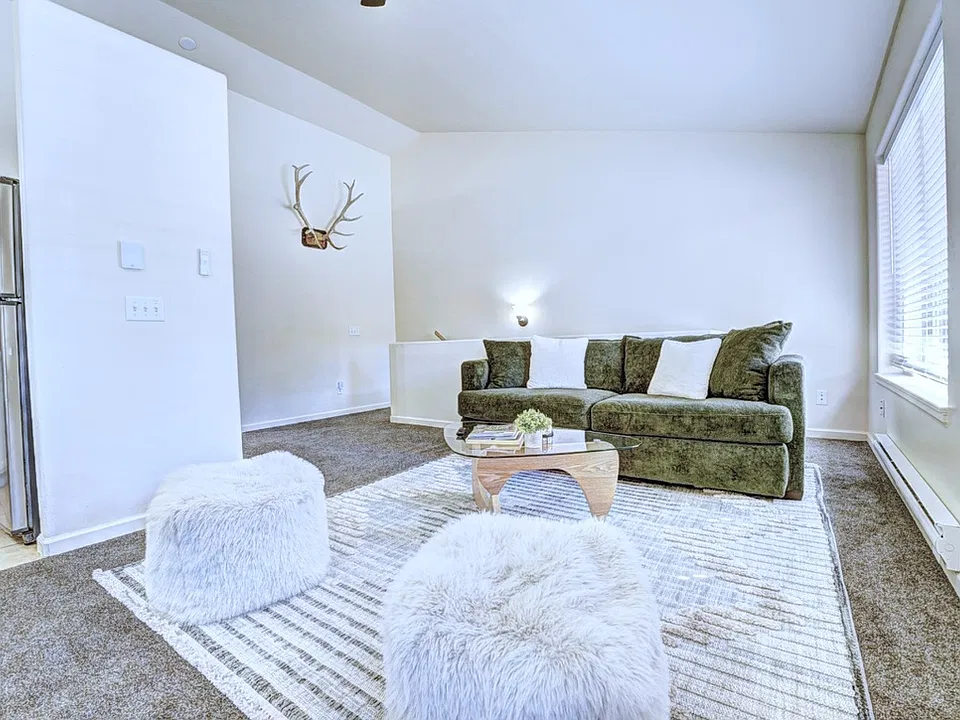1308 Main St