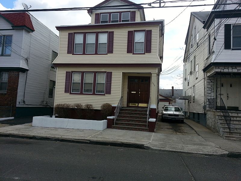 1st image of 250 Vermont Ave