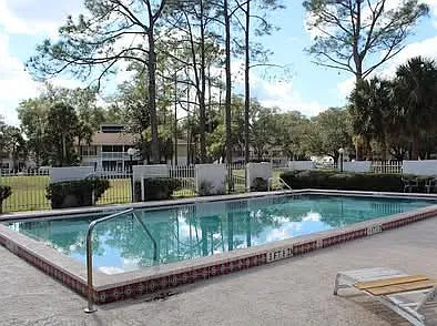 8200 Fairways Cir #B102 — Photo 11