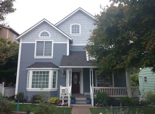 1915 44th Ave SW, Seattle, WA 98116