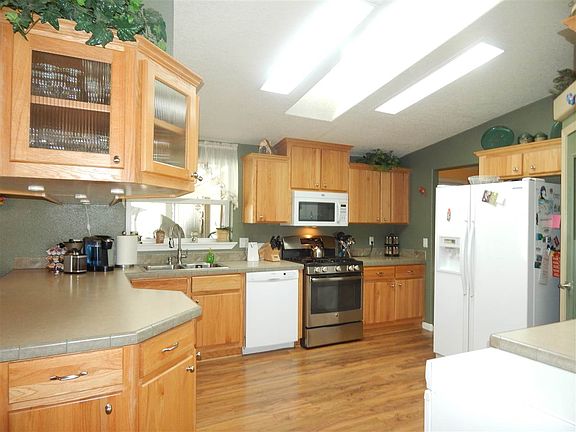 4th image of 19309 E Colyar Ln
