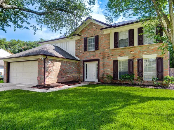 3515 Green Fields Dr