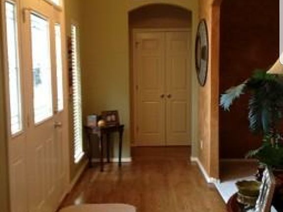 3rd image of 6219 Country Dr