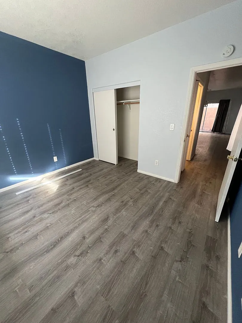 Beautiful 3-Bedroom, 3-Bath Home Move-In Ready — Photo 3