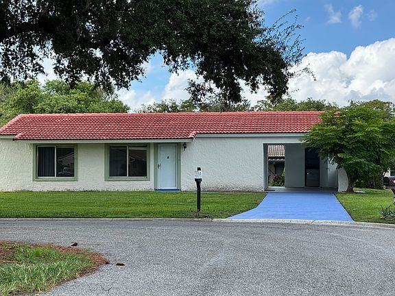 3rd image of 10116 Fairtree Ln