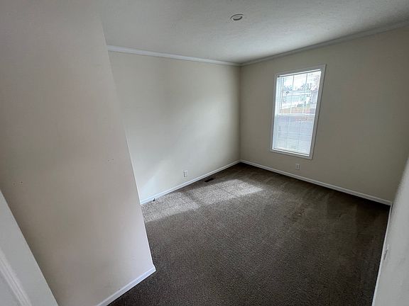 2nd image of 323 Kingsbrook #182