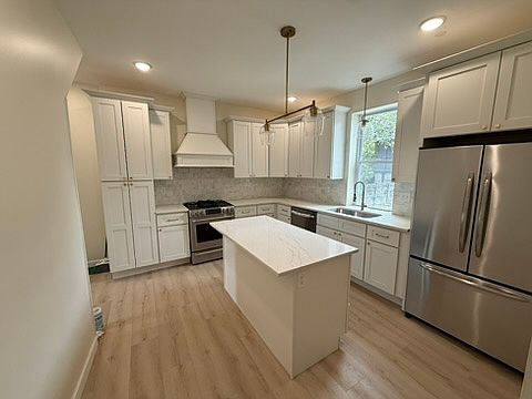4th image of 2818 Texas Ave