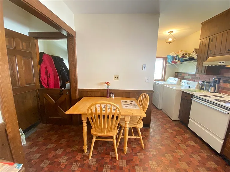 36 Walnut St #2 — Photo 11