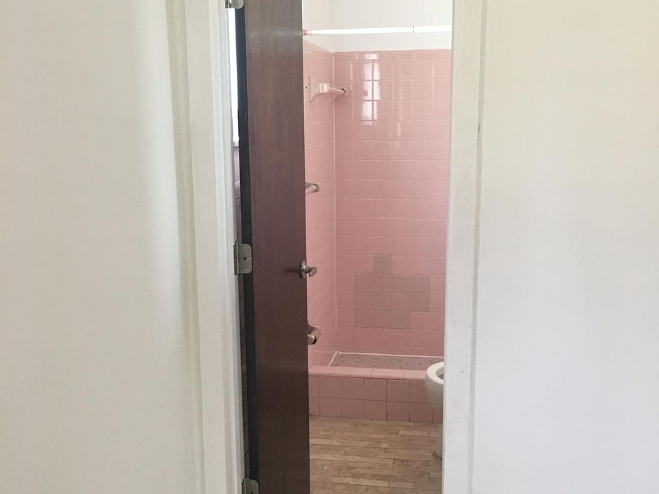 1st image of 5030 SW 90th Ter