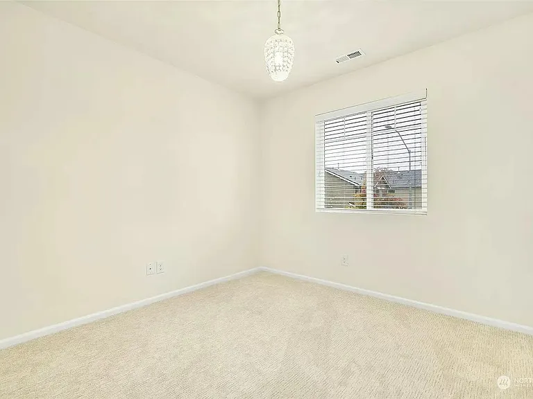 2714 11th Ave NW — Photo 14