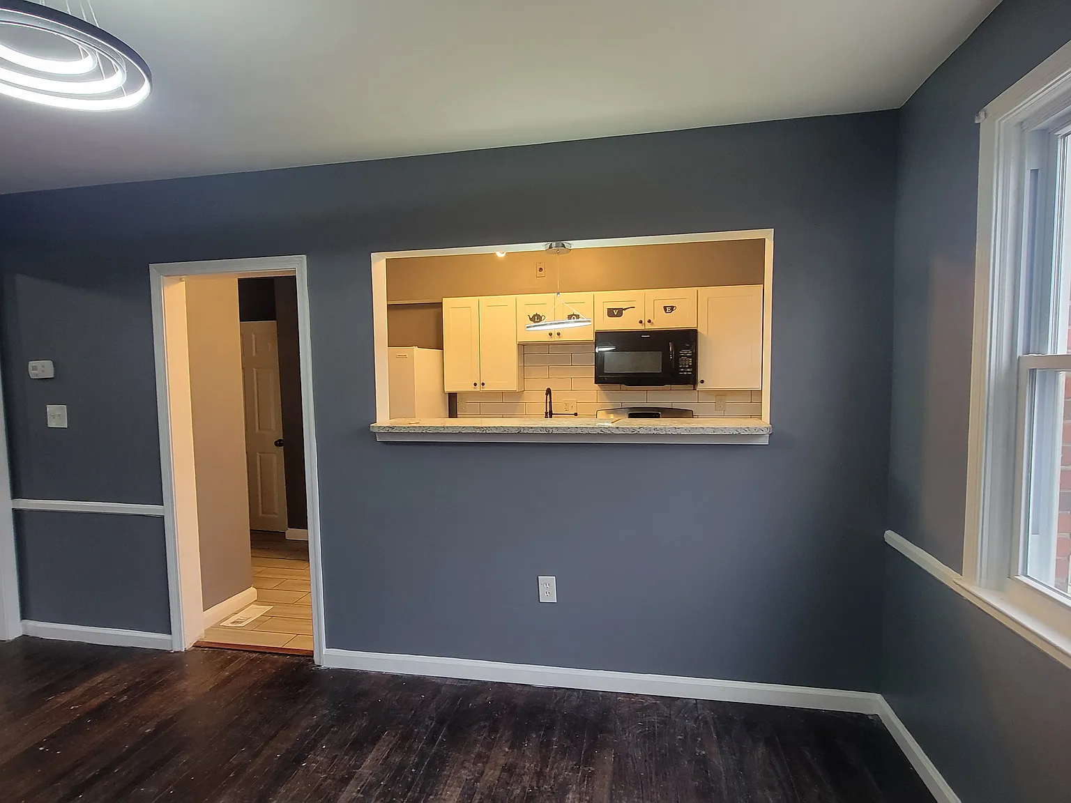 4 bed, 1867 sqft, $2,500 — Photo 2