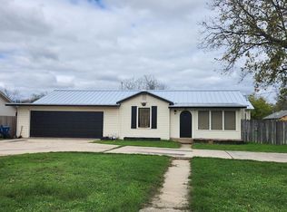 412 Guadalupe St, Kerrville, TX 78028