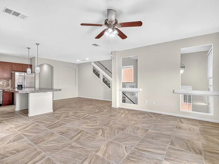 5226 Tartan Hill Ave — Photo 8