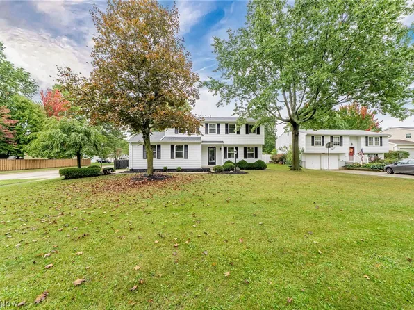 22268 Jonathan Dr, Strongsville, OH 44136