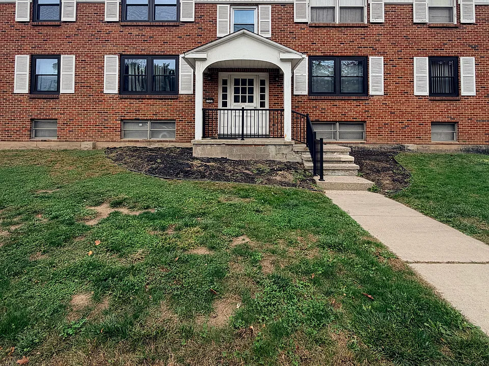 1530 Wehrle Dr #1