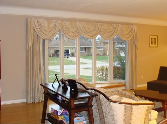 5th image of 15628 Hickox Blvd