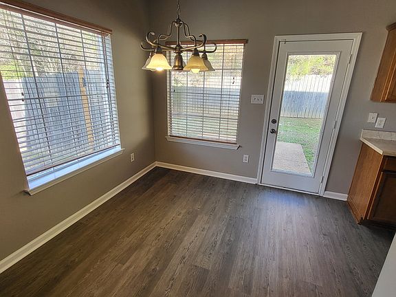 4th image of 9120 Karen Mill Cv