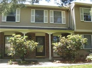 411 Scott Ln, Venetia, PA 15367