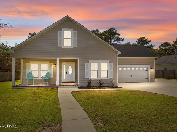 208 Brook Crossing Road, Swansboro, NC 28584