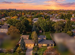 24 & 26 Wynn Rd, Toronto, ON M2R 1S7