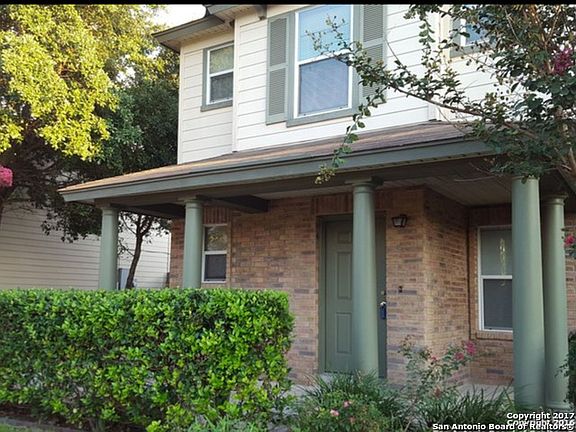 2nd image of 210 Adelaide Oaks