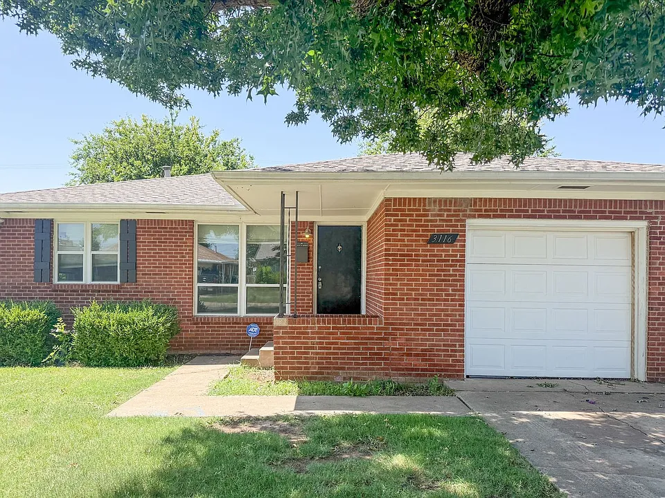 3116 NW 65th St