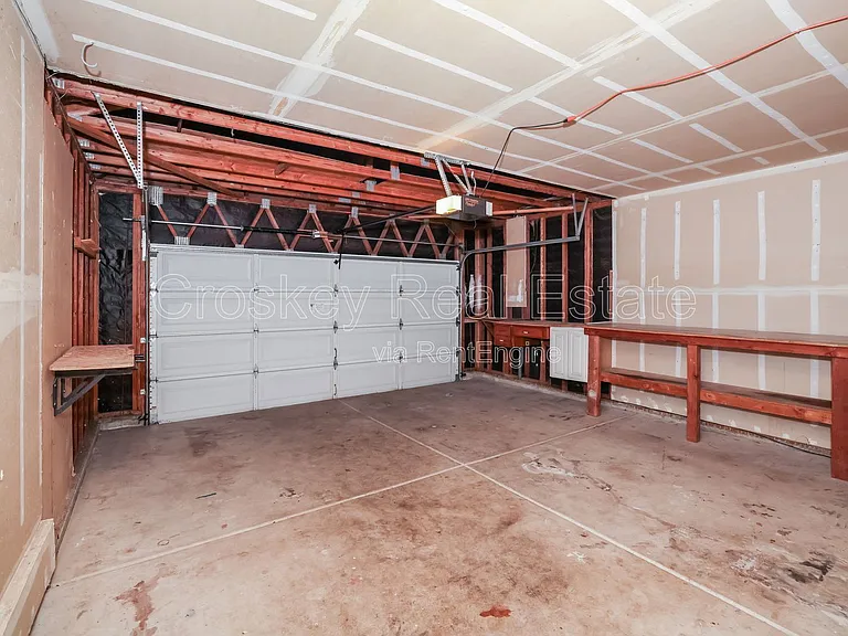 357 Hazelnut Ln — Photo 10