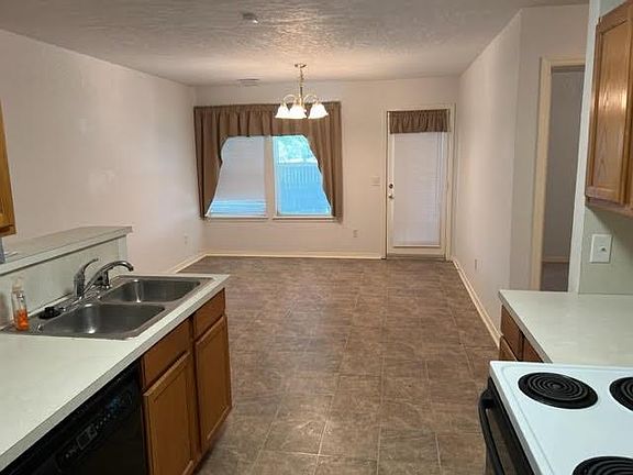 4th image of 1517 Eagle Dr