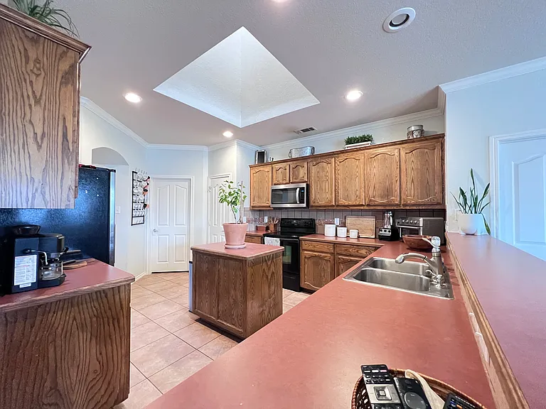 6441 Payton Dr — Photo 4