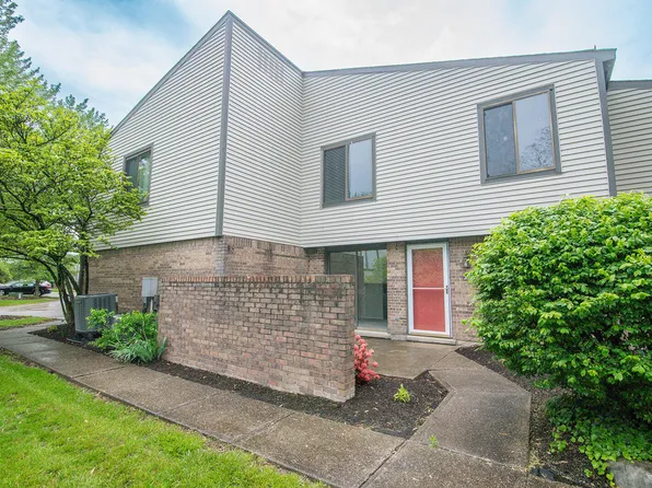 2828 Paddock Ln, Villa Hills, KY 41017