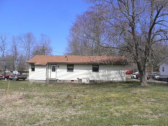 2nd image of 1312 Rivercrest Dr