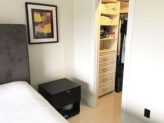 4th image of 2582 W 56th St APT 205