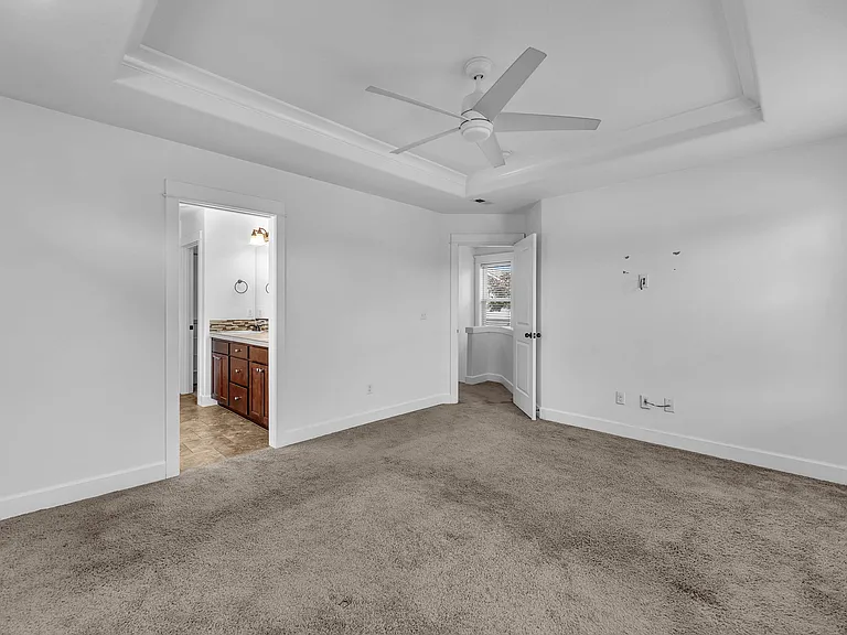 4625 N Hunt St — Photo 20