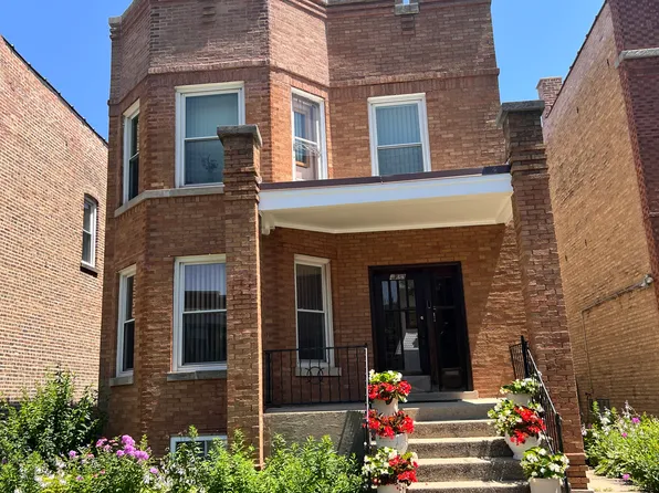 4733 N Kedvale Ave, Chicago, IL 60630