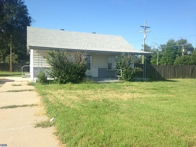 1st image of 1330 E 23rd Ave