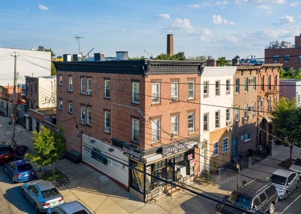 1st image of 383 Van Brunt St