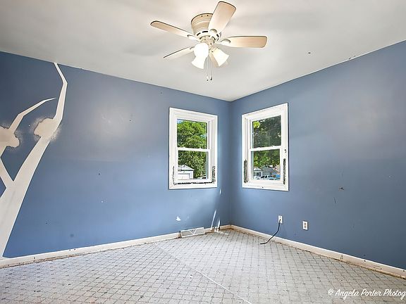 5th image of 513 Rand Rd