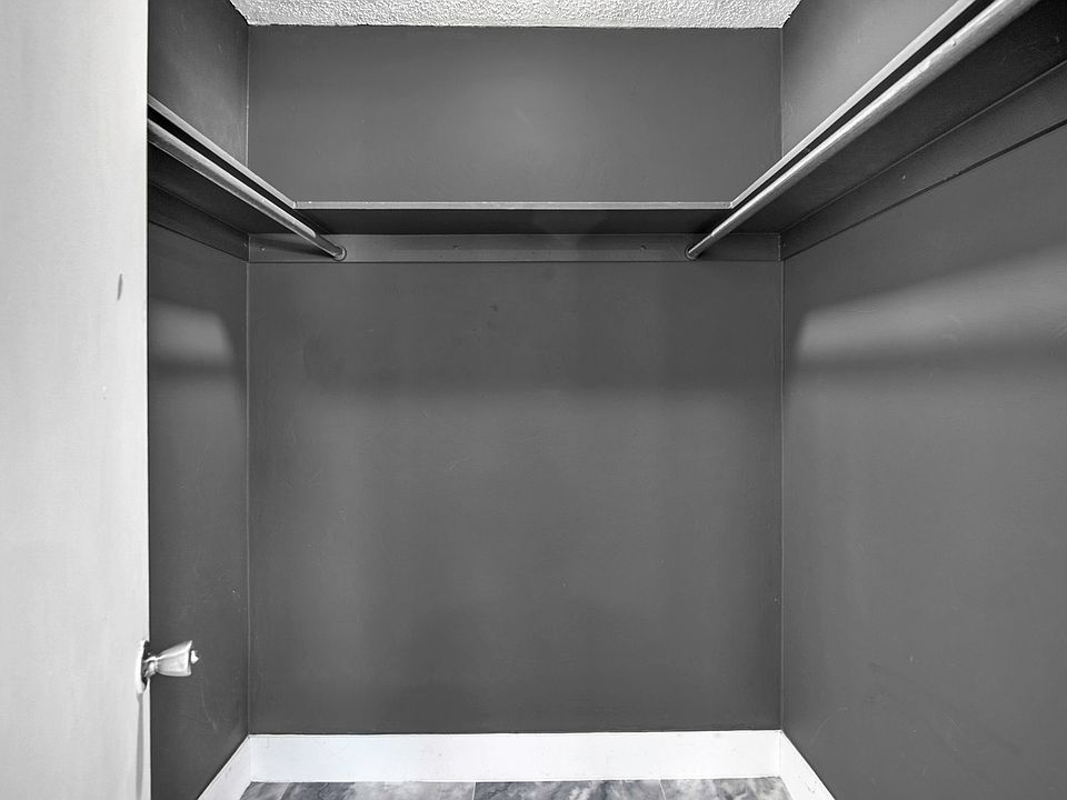 2nd image of 2448 Wilson St #2