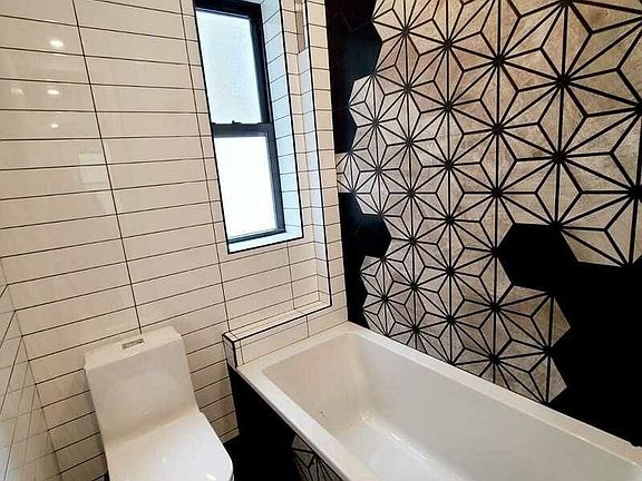 4th image of 1695 Clay Ave #54A