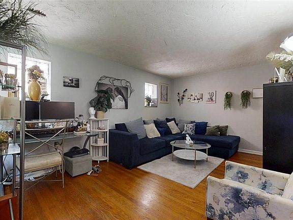 4th image of 6835 Plymouth Ave