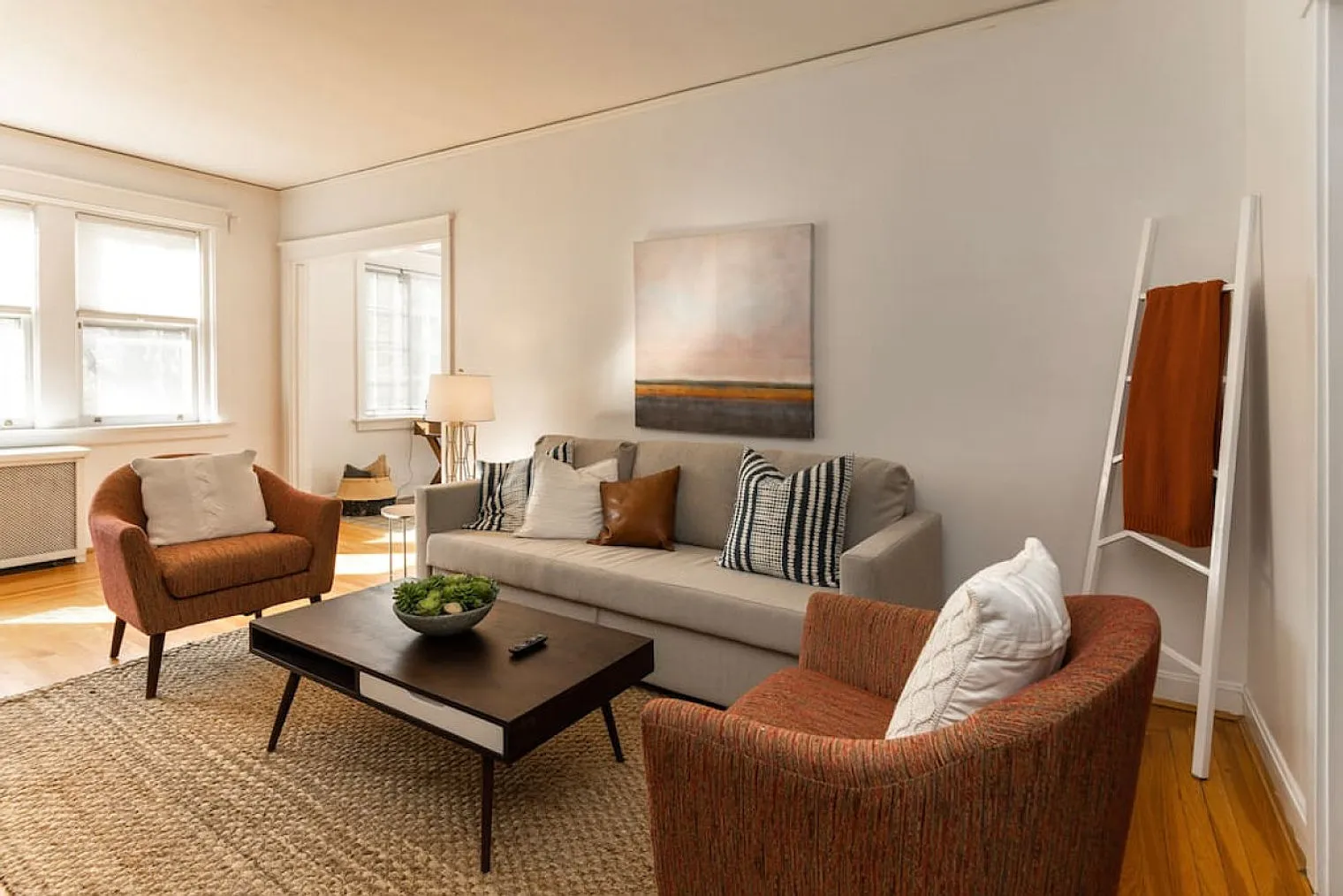 2 bed, 1.0 bath, 1431 sqft, $3,232 — Photo 1